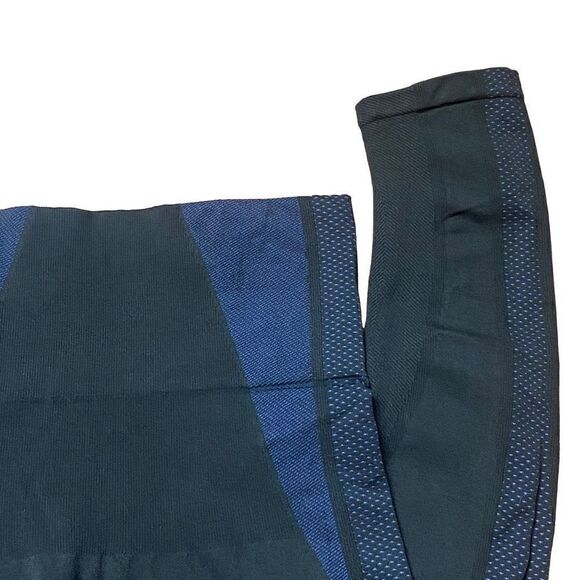 Spanx look at me black and blue leggings Medium - Picture 9 of 10